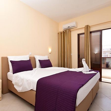 Aparthotel Praiano Екстер'єр фото