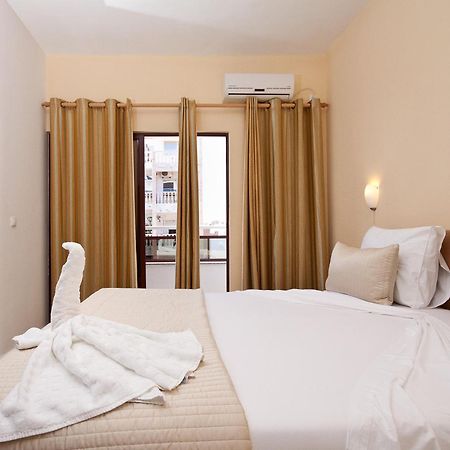 Aparthotel Praiano Екстер'єр фото